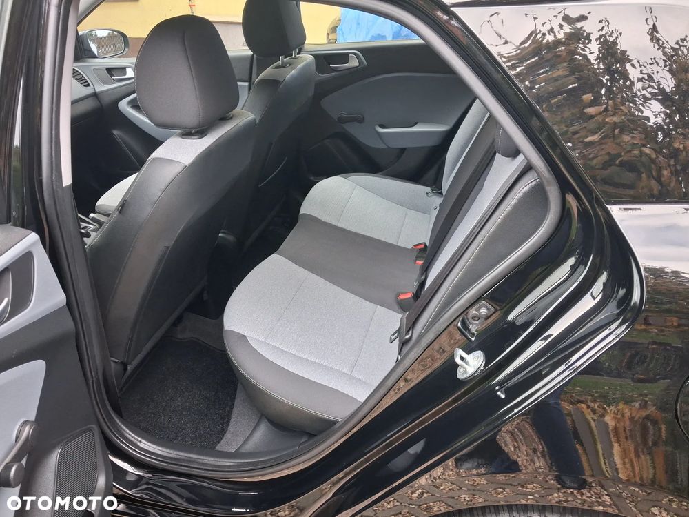 Hyundai i20 1.25 Classic + - 22