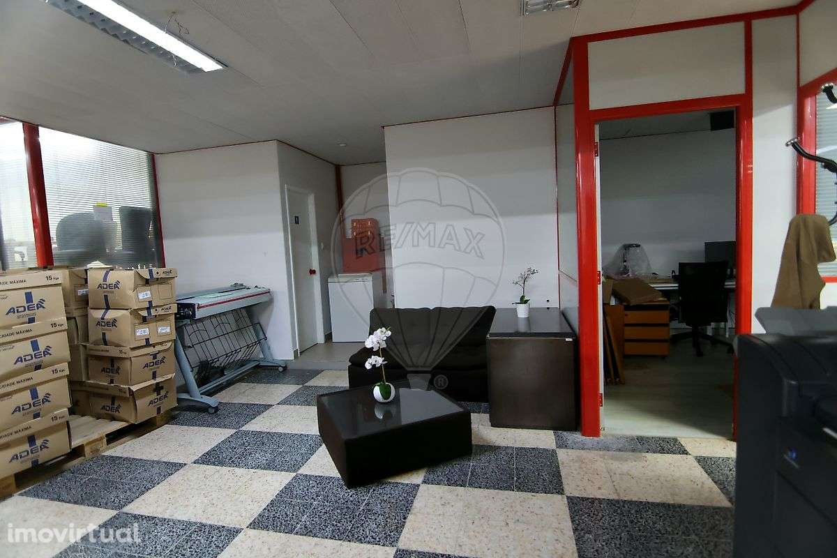 Escritório  para arrendamento - Grande imagem: 4/4