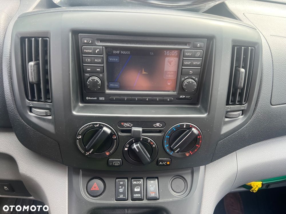 Nissan NV200 - 11