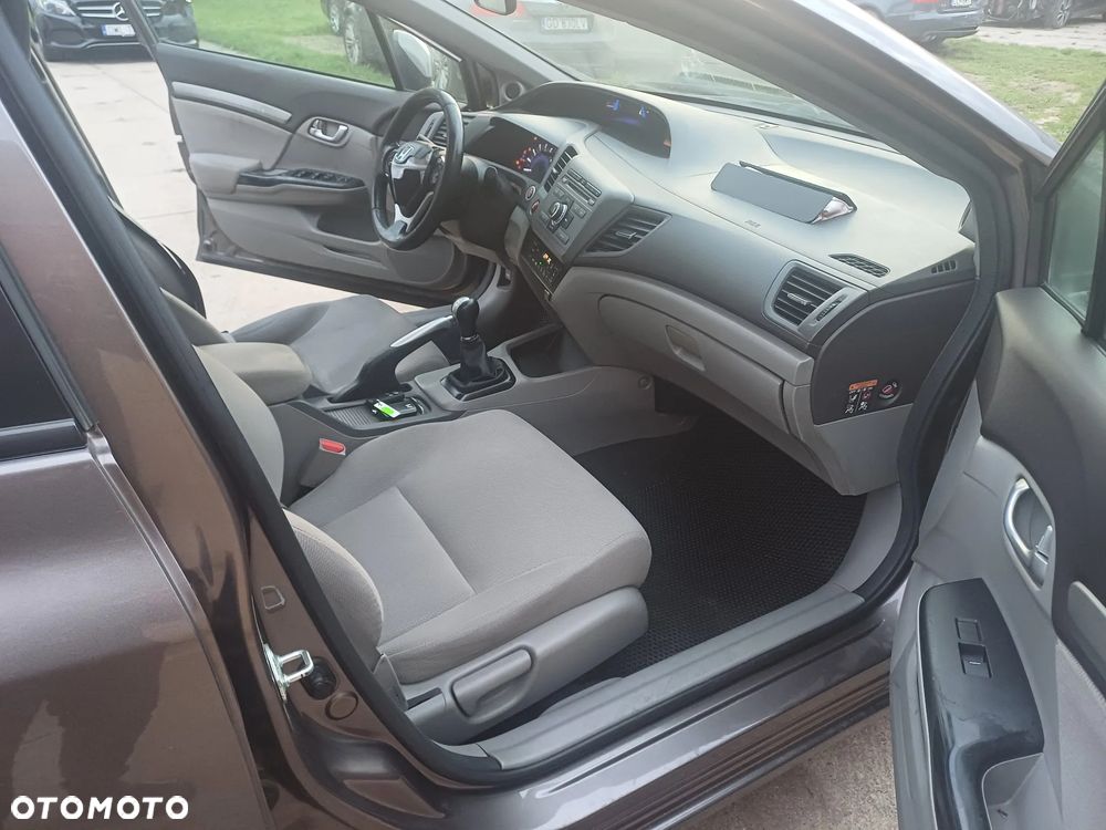 Honda Civic - 10