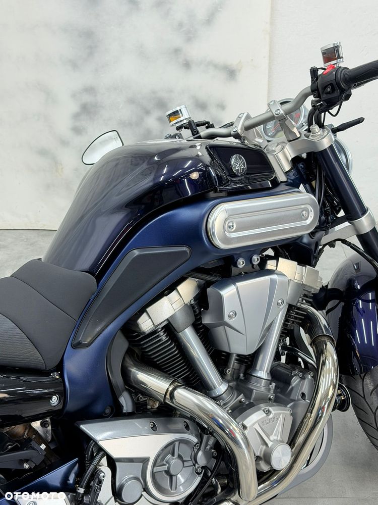Yamaha MT - 11