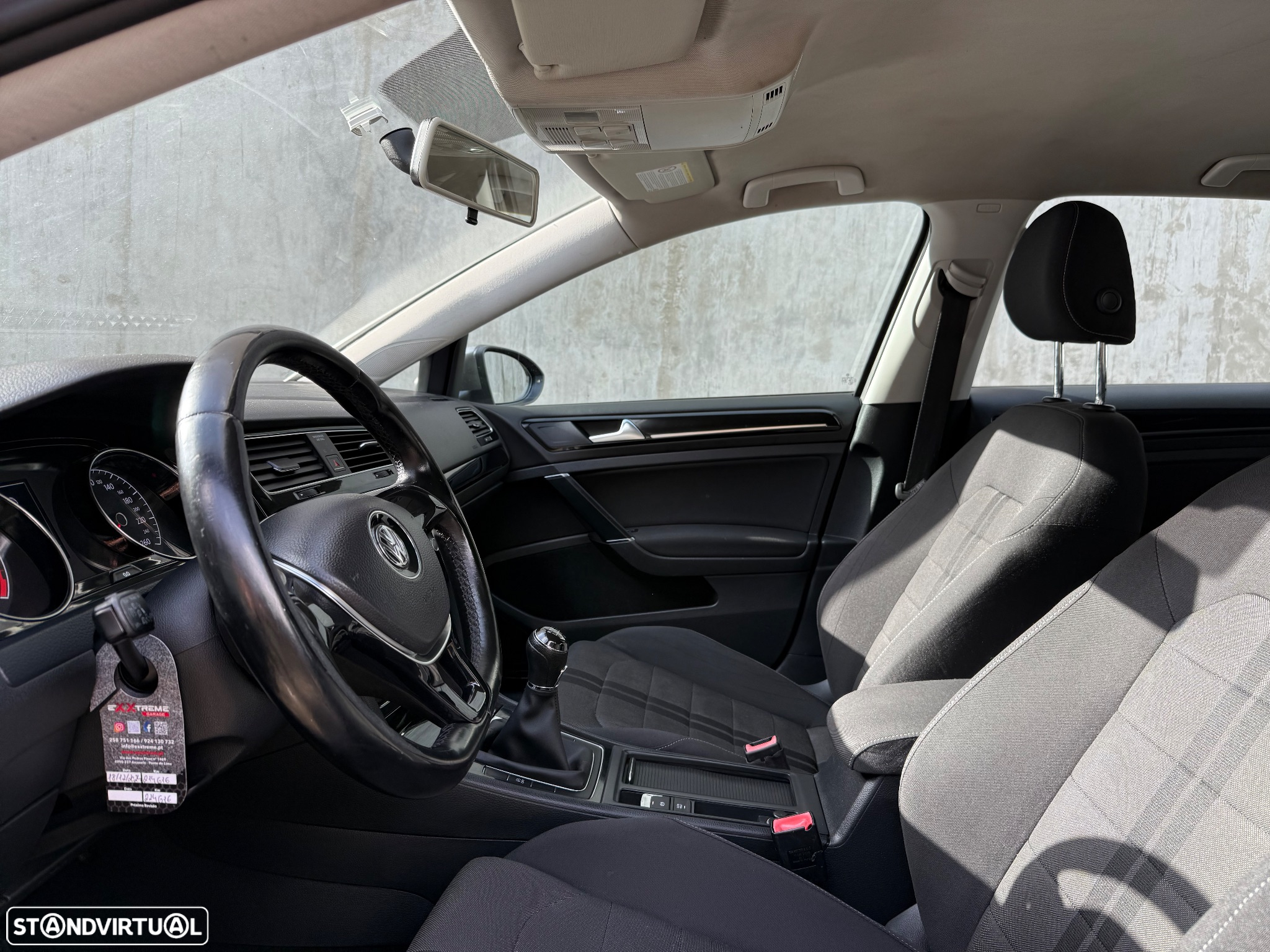 VW Golf 1.6 TDi Highline - 11