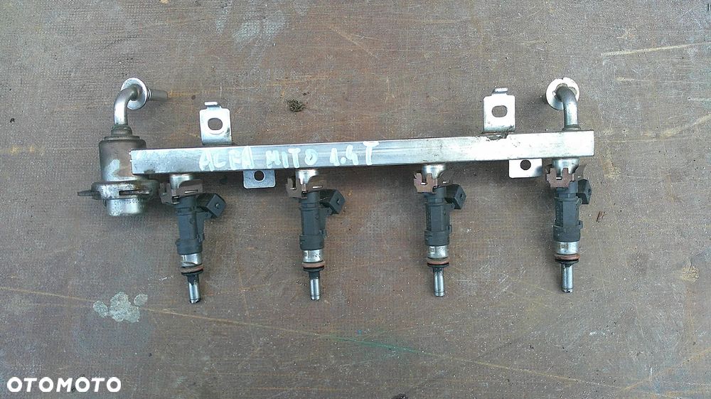 ALFA ROMEO MITO 1.4 T-JET LISTWA WTRYSKOWA 0280151235 - 1