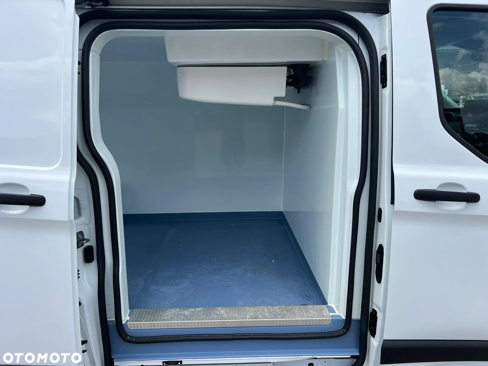 Ford Transit Custom - 10