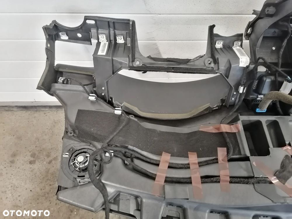 Deska Rozdzielcza Konsola Czarna Pulpit Poduszka Audi A8 D3 Europa - 18