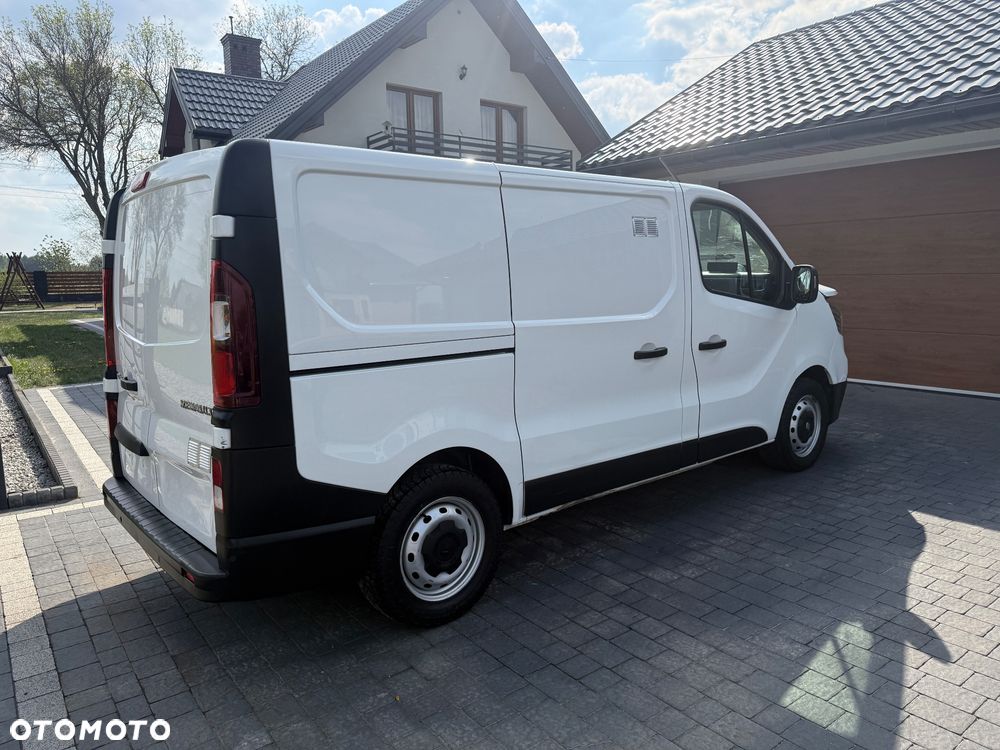 Renault Trafic - 13
