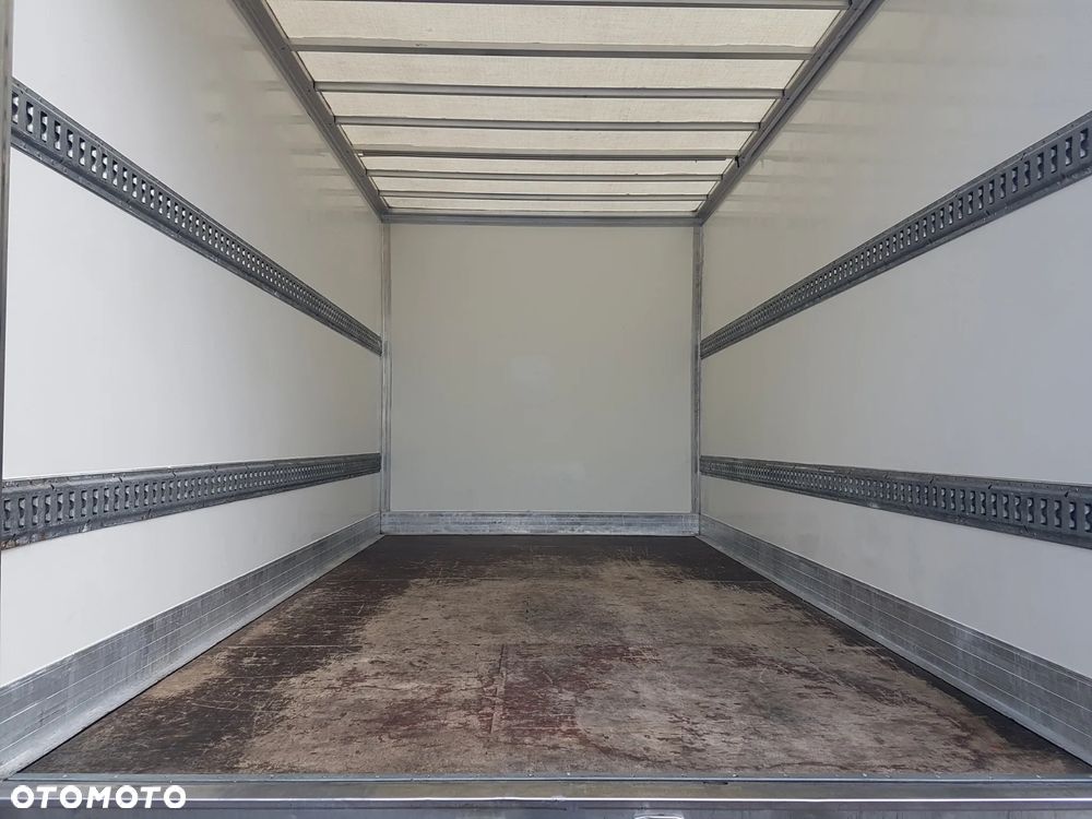 Renault MASTER KONTENER 8EP 4,22x2,25x2,23 KLIMA KRAJOWY MANUAL  6-BIEGÓW - 17