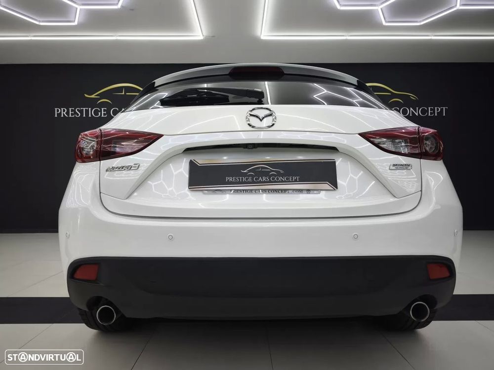 Mazda 3 Hatchback 1.5 Sky-D Excellence Navi - 13
