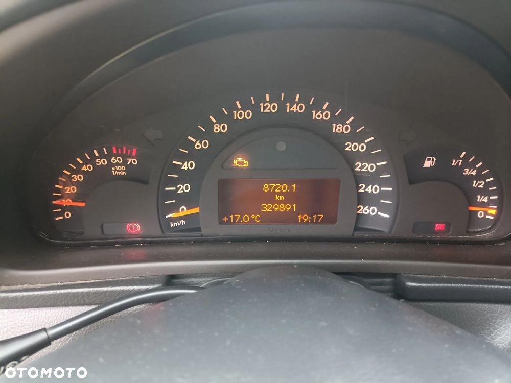 Mercedes-Benz Klasa C 200 T Kompr Avantgarde - 27