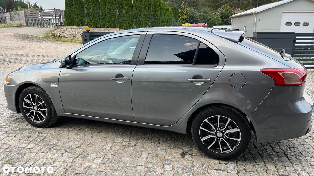 Mitsubishi Lancer Sportback 1.8 Clear Tec CVT Plus - 10