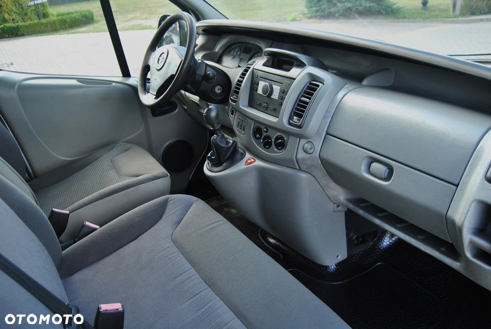 Opel Vivaro - 6