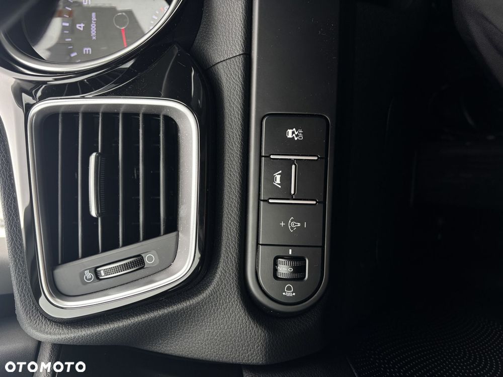 Kia Ceed 1.5 T-GDI Tribute DCT - 23