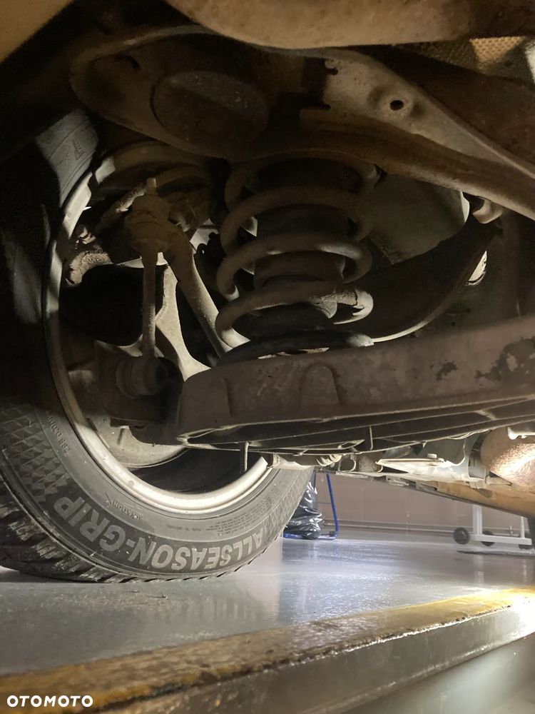 Volvo V70 2.0D Momentum - 23