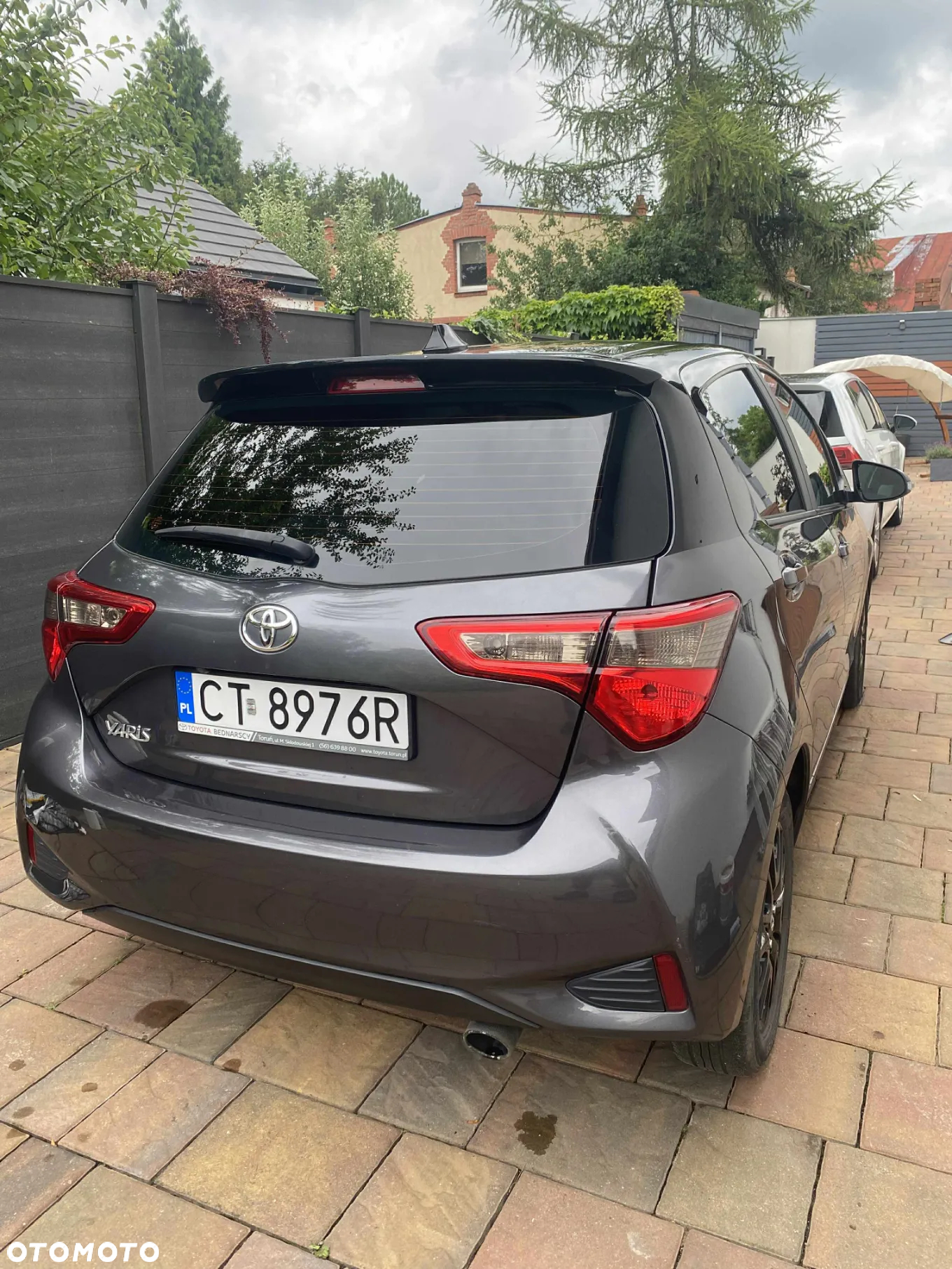 Toyota Yaris - 4