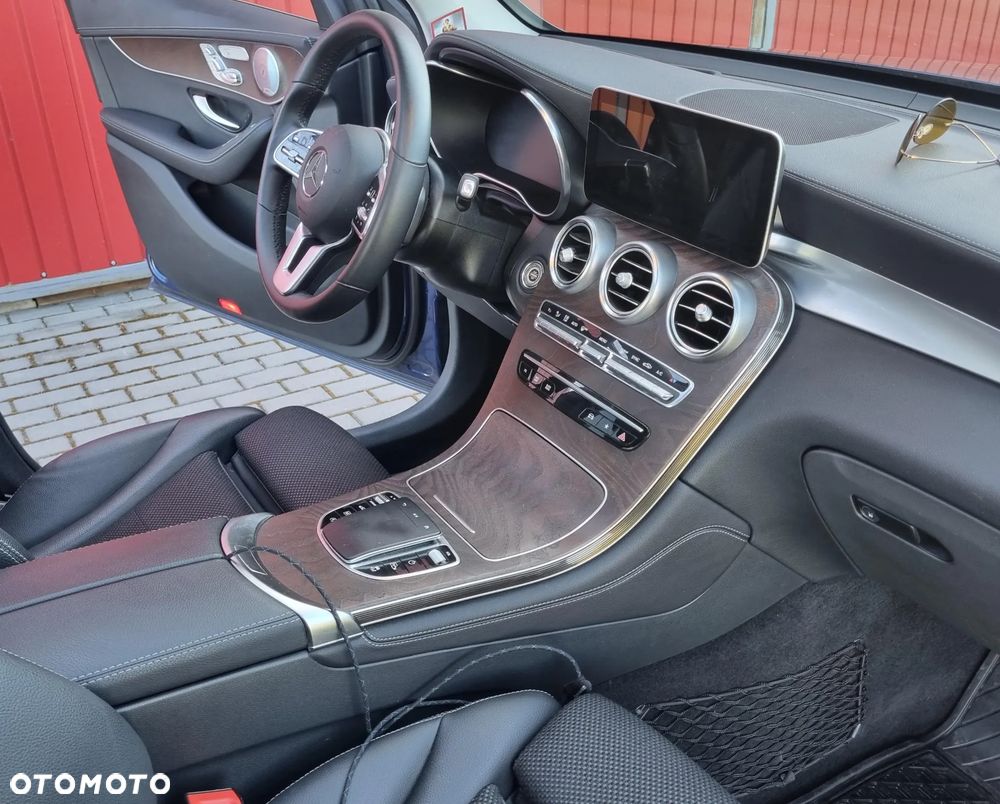 Mercedes-Benz GLC - 8