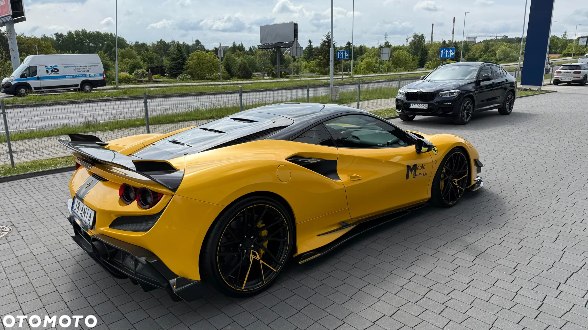 Ferrari F8 Tributo - 14