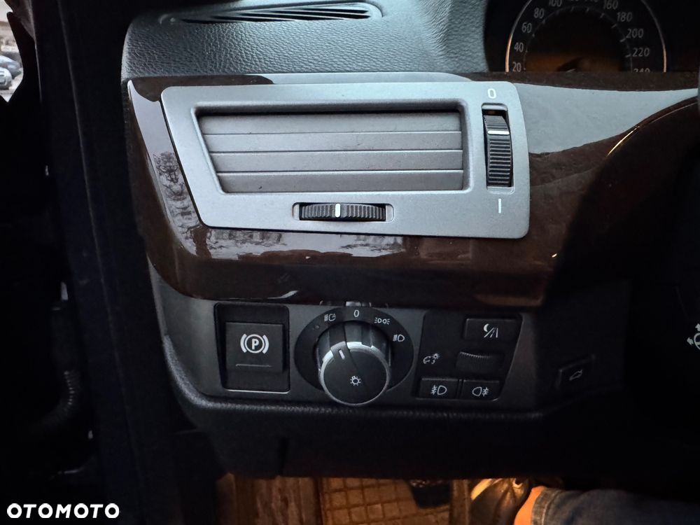 BMW Seria 7 730d - 31