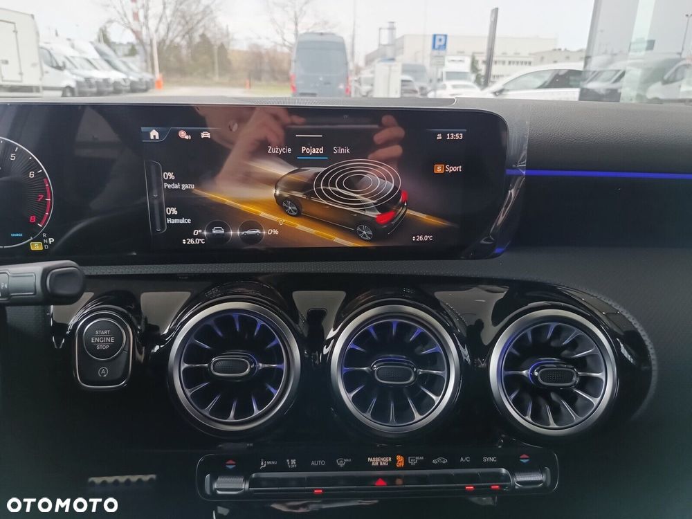 Mercedes-Benz Klasa A - 30