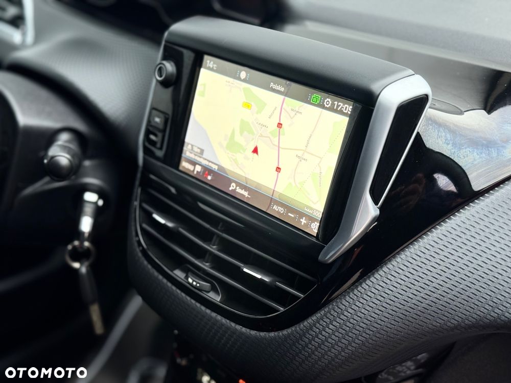 Peugeot 2008 1.2 Pure Tech GPF Allure S&S - 37