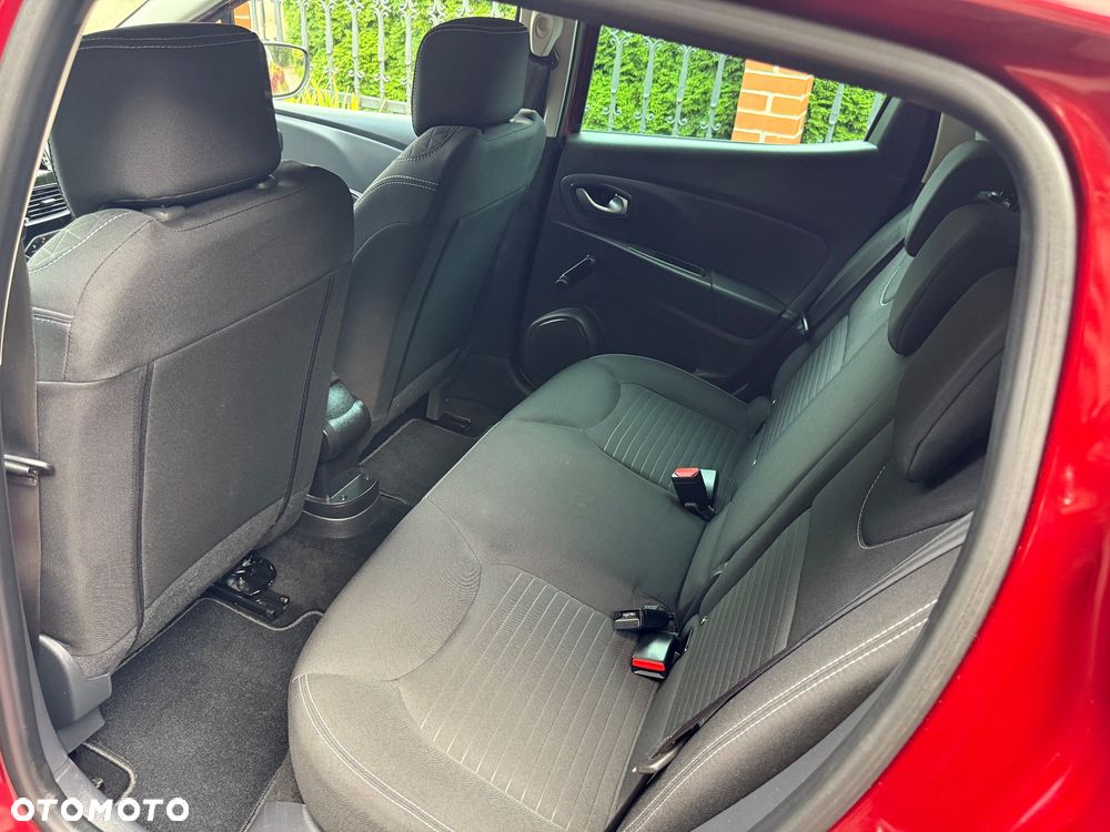 Renault Clio - 28