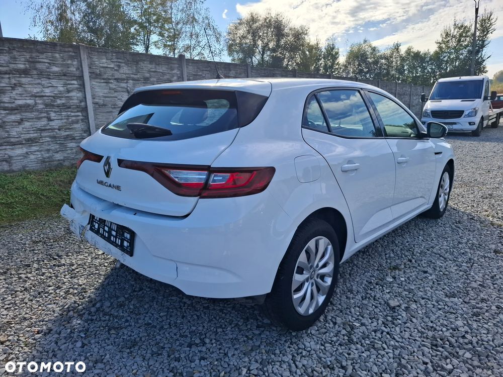 Renault Megane 1.3 TCe FAP Life - 8