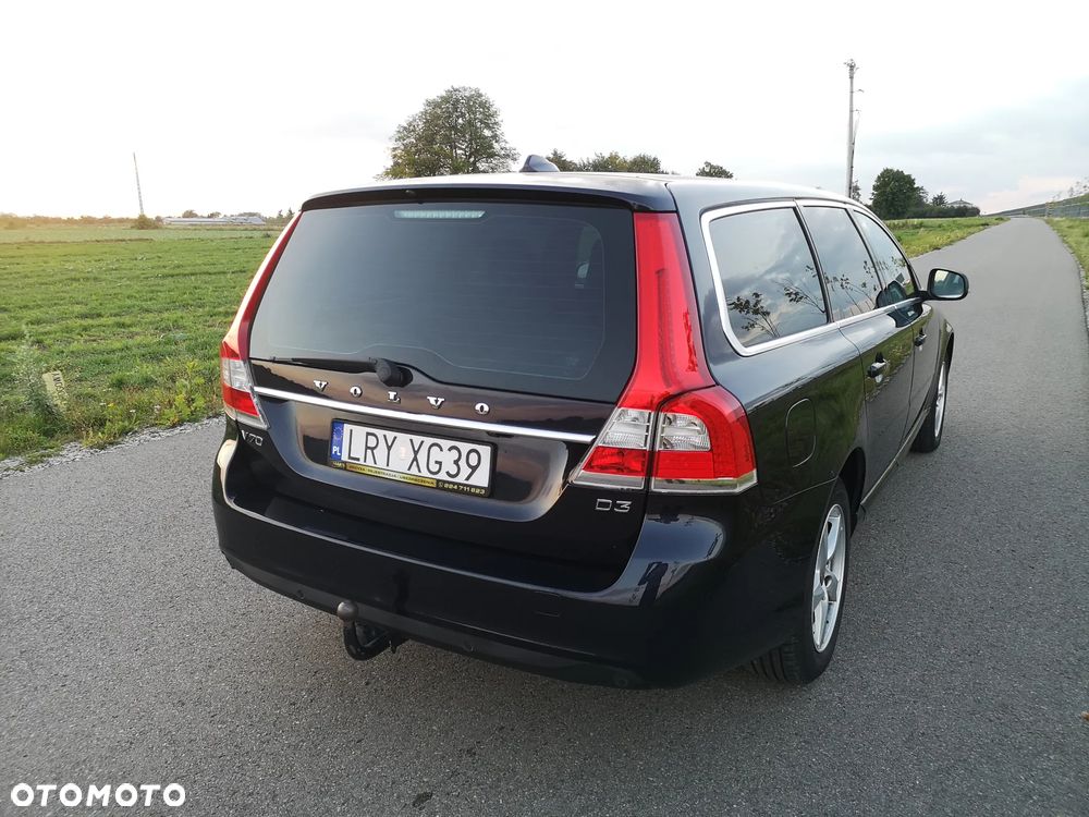 Volvo V70 D3 Geartronic Summum - 19