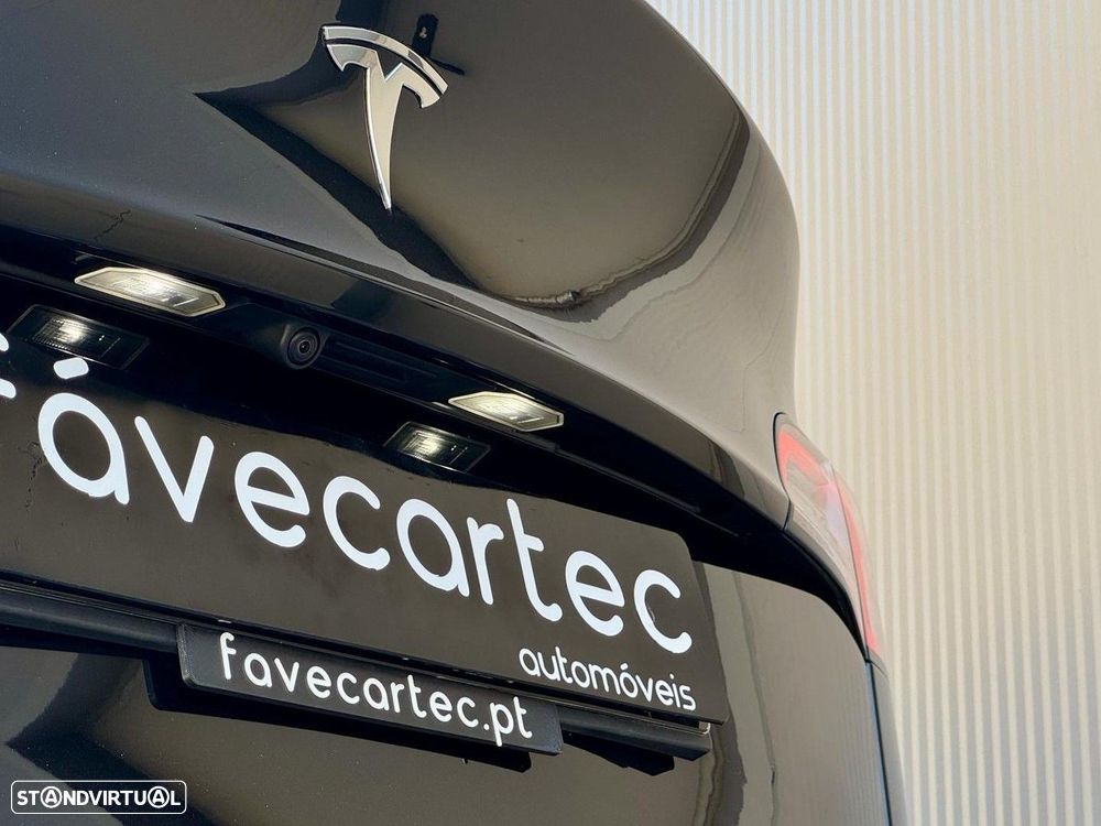 Tesla Model Y Standard - 21