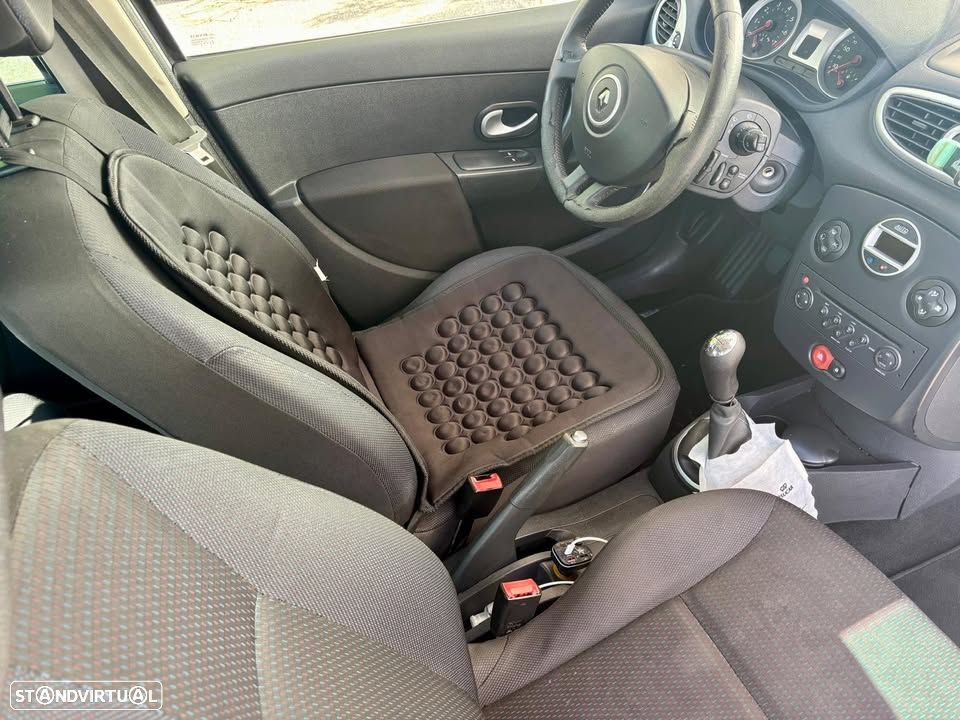 Renault Clio 1.2 TCE Dynamique S - 8