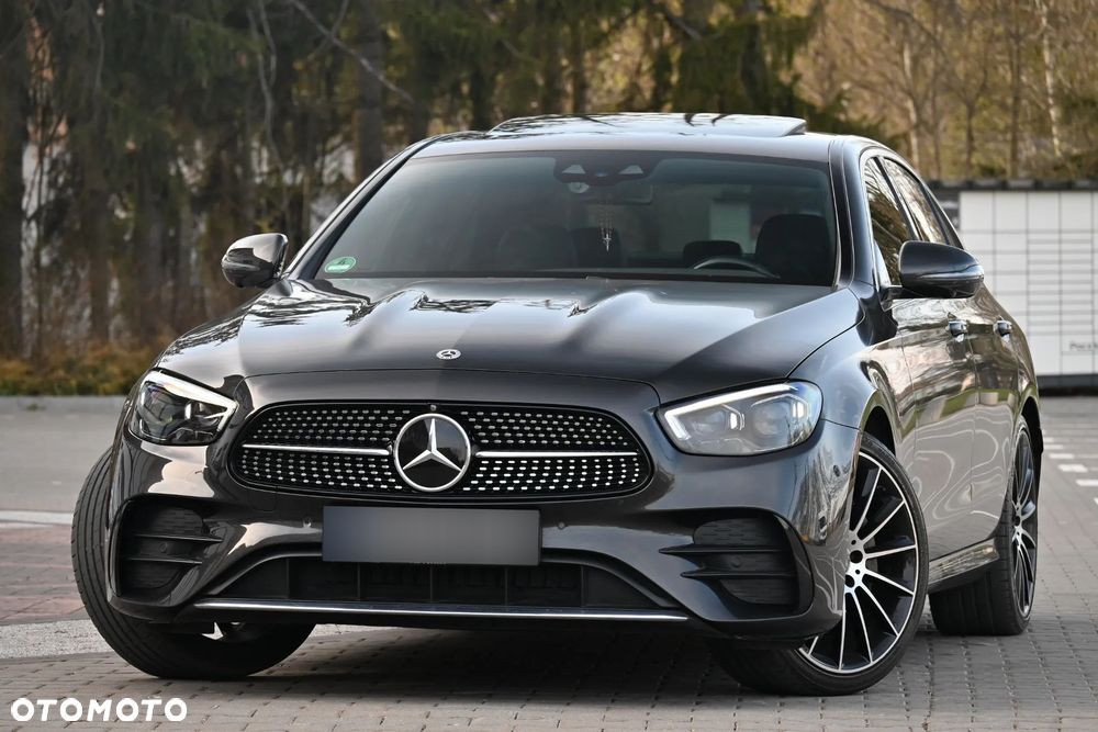 Mercedes-Benz Klasa E 220 d 9G-TRONIC AMG Line - 9
