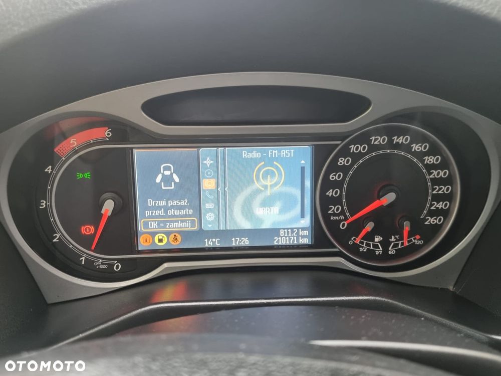 Ford Mondeo 2.0 TDCi Titanium - 10