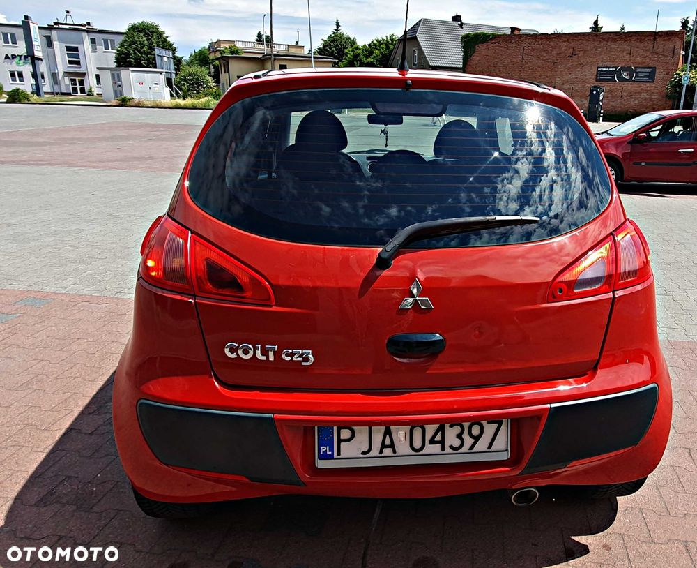 Mitsubishi Colt - 5