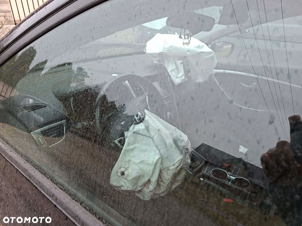 Hyundai i30 1.6 CRDi Classic + - 9