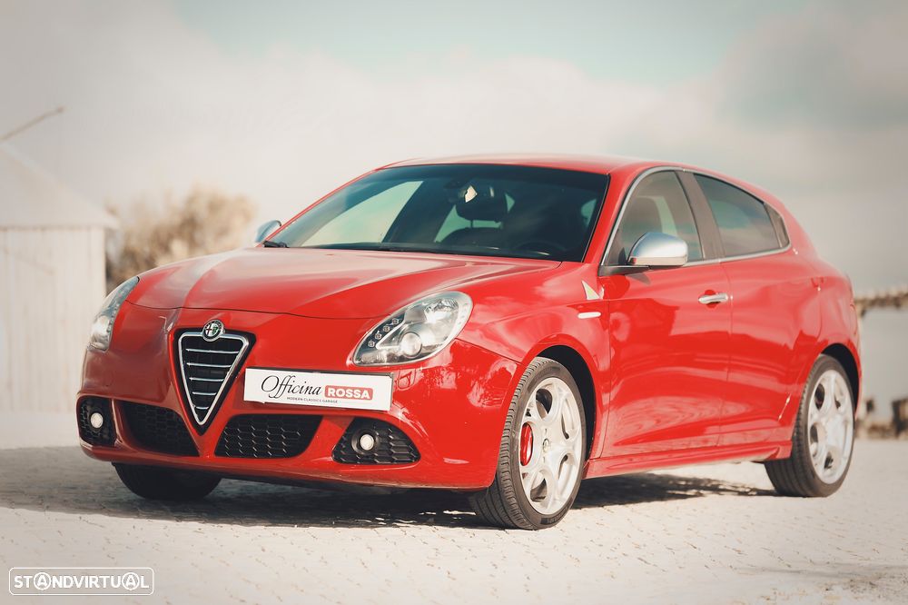 Alfa Romeo Giulietta 1.8 TBi 16V Quadrifoglio Verde - 4