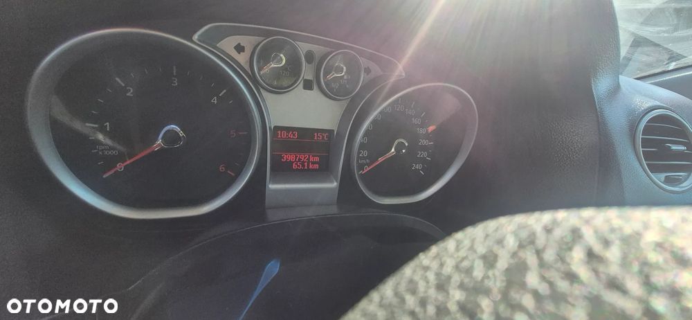 Ford Focus 1.6 TDCi DPF Silver Magic - 12