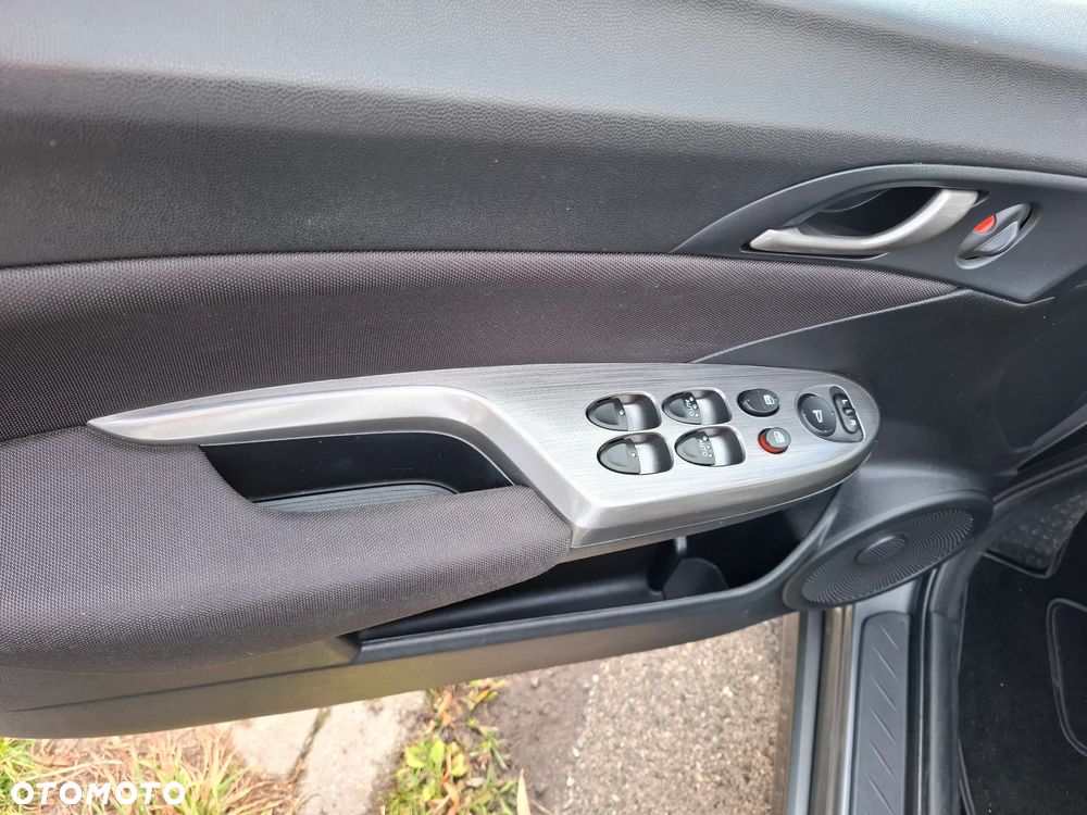 Honda Civic 1.4 Comfort - 29