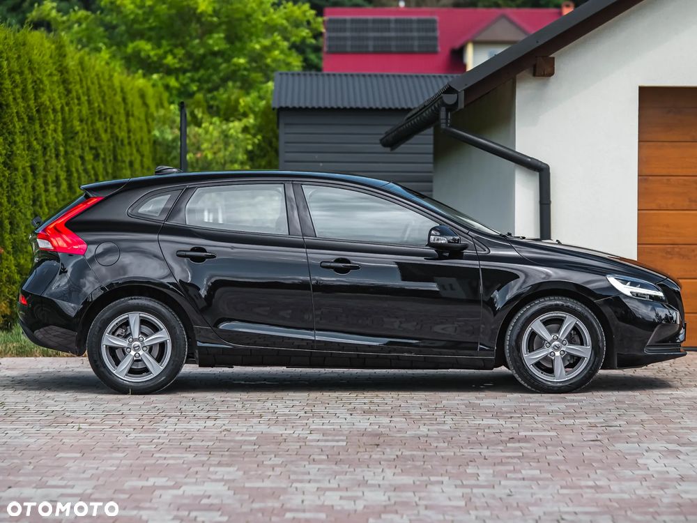 Volvo V40 D2 Momentum - 31
