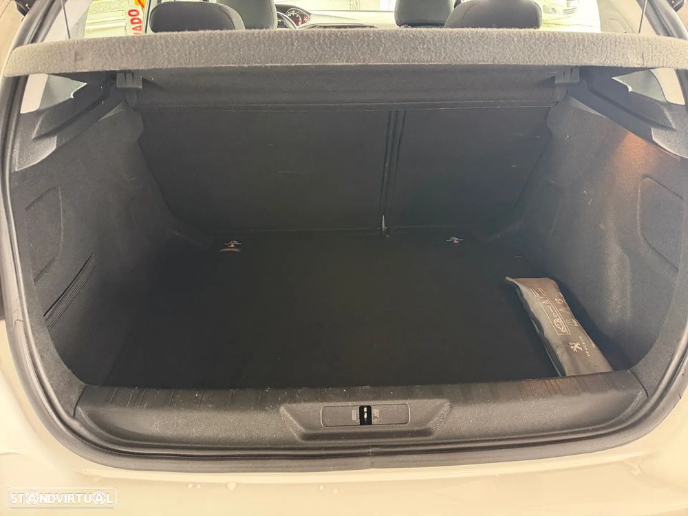 Peugeot 308 1.5 BlueHDi Style - 10