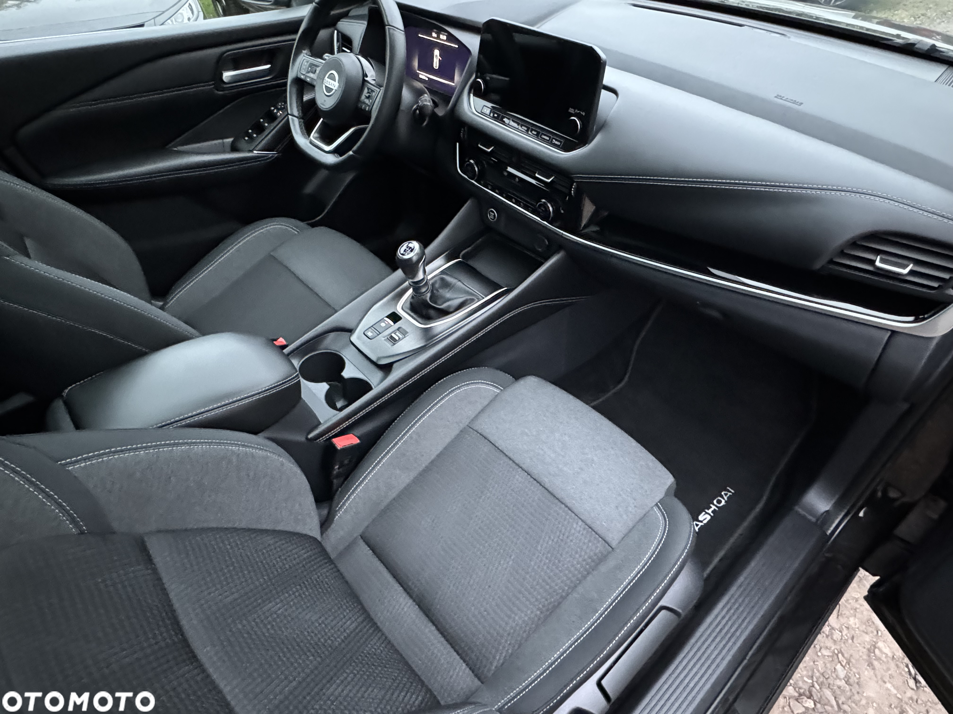 Nissan Qashqai 1.3 DIG-T N-Connecta - 12