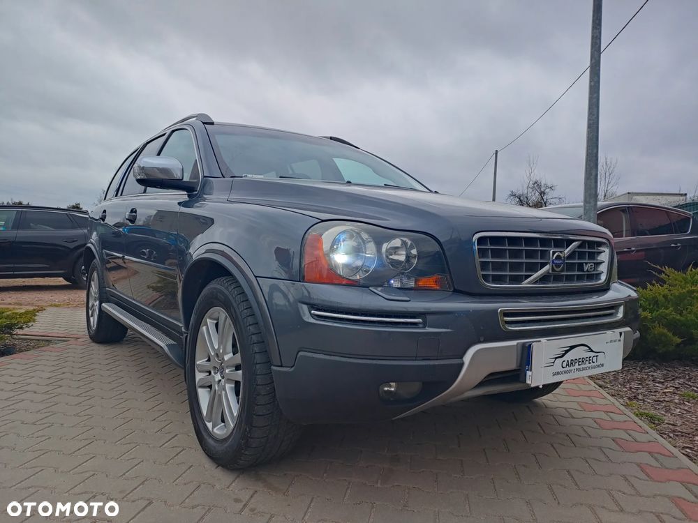 Volvo XC 90 - 8
