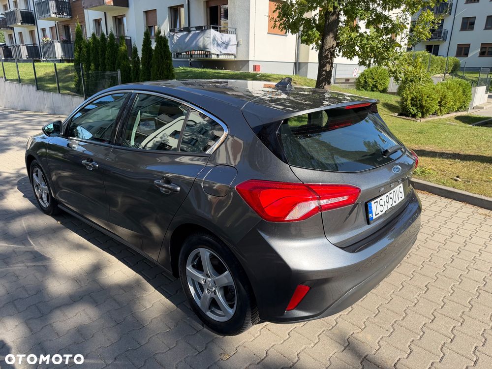 Ford Focus - 13