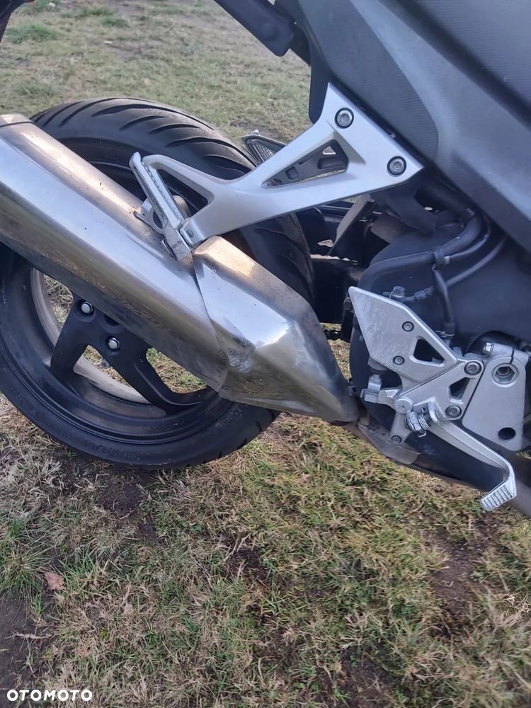 Honda VFR - 14