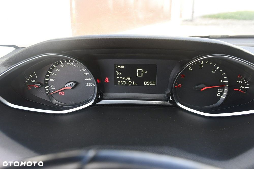 Peugeot 308 - 31