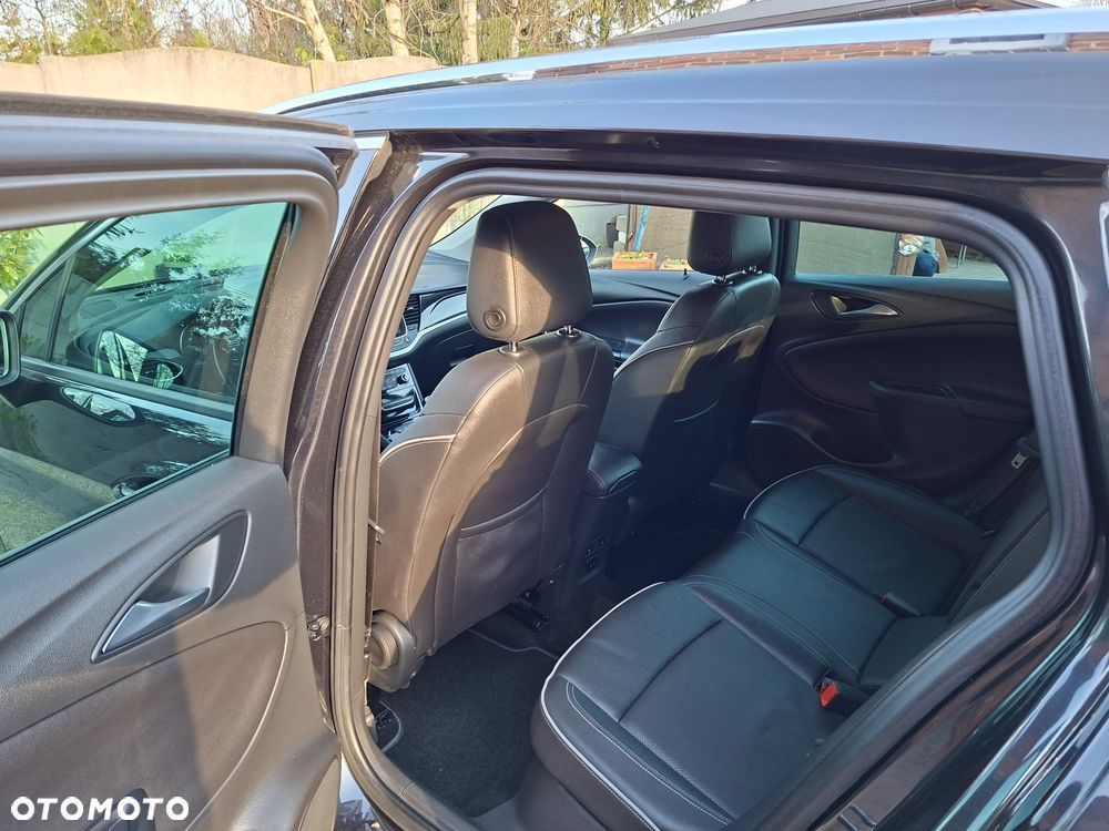 Opel Astra 1.6 BiTurbo CDTI Start/Stop Active - 11