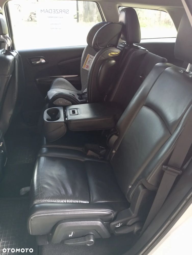 Fiat Freemont 2.0 Multijet Lounge AWD - 11