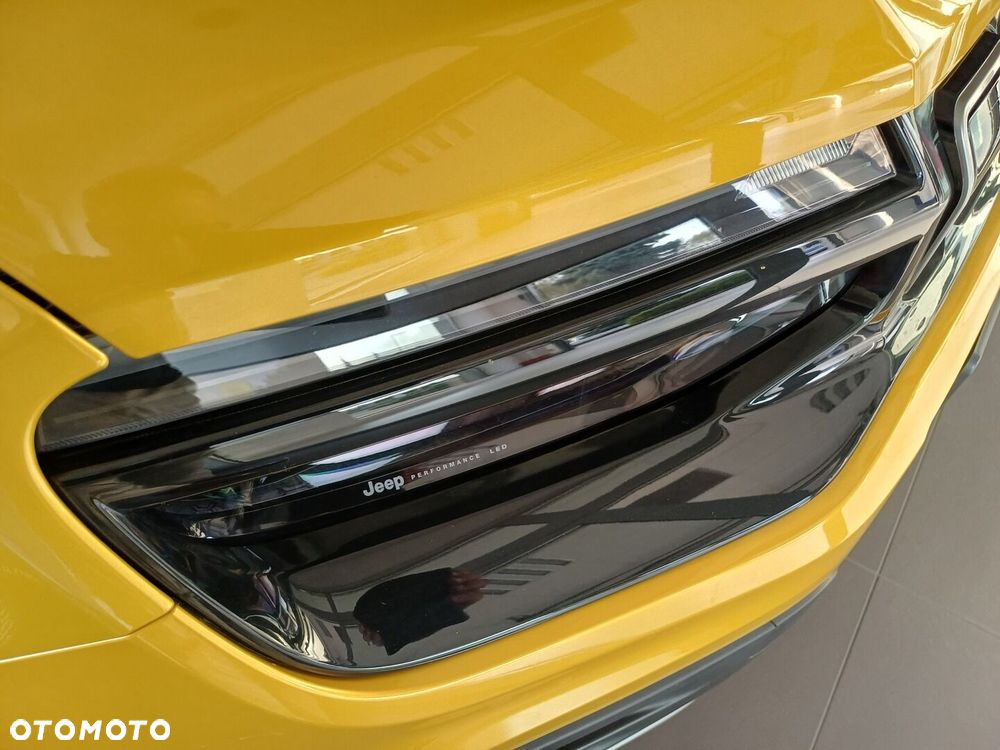 Jeep Avenger 54kWh Summit - 12