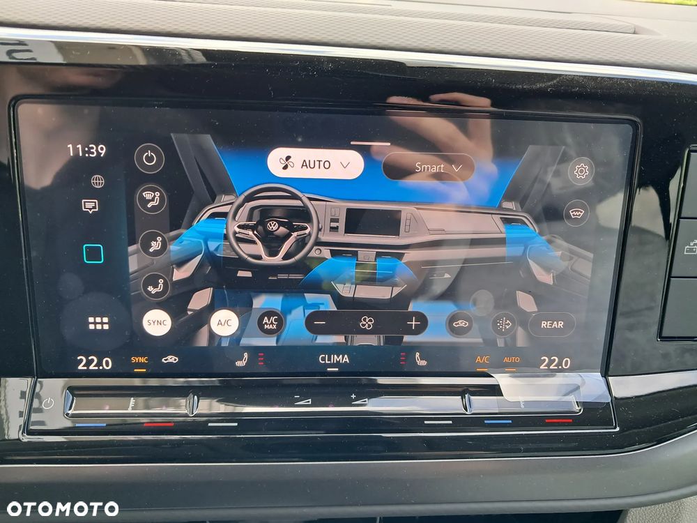 Volkswagen Multivan - 21