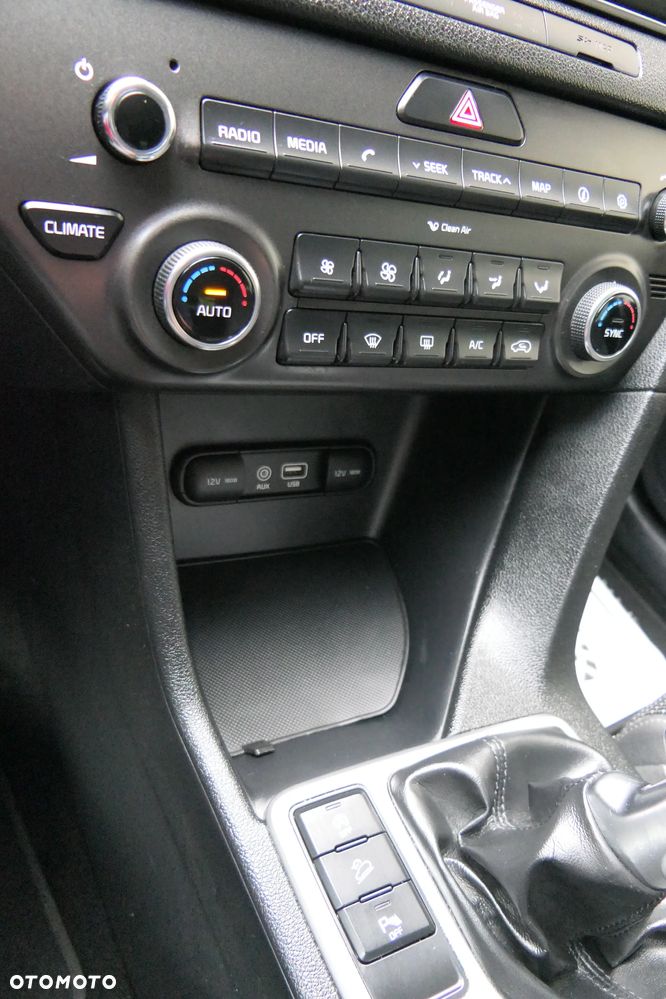 Kia Sportage 1.6 GDI L 2WD - 25
