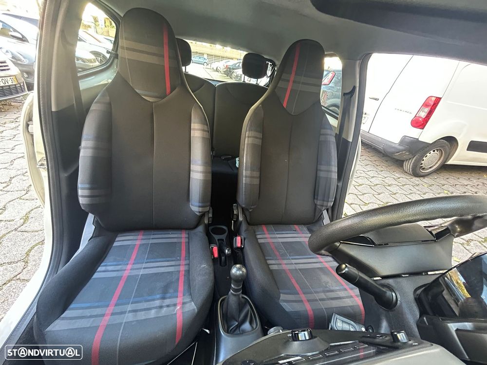 Peugeot 108 1.0 VTi Active - 1