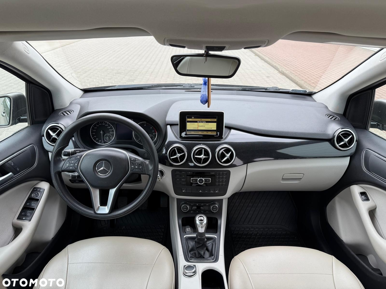 Mercedes-Benz Klasa B 180 CDI - 6
