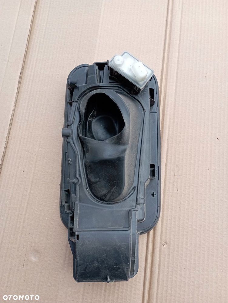 TOYOTA PROACE CITY KLAPKA WLEWU PALIWA BENZYNA !! - 2